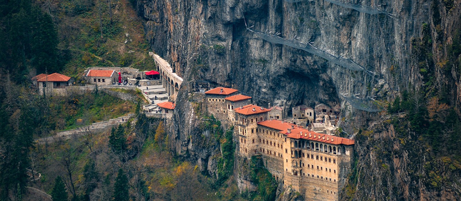 Uçaklı Karadeniz ve Batum Turu 3 Gece Otel Konaklaması (Batum Turu Dahil)